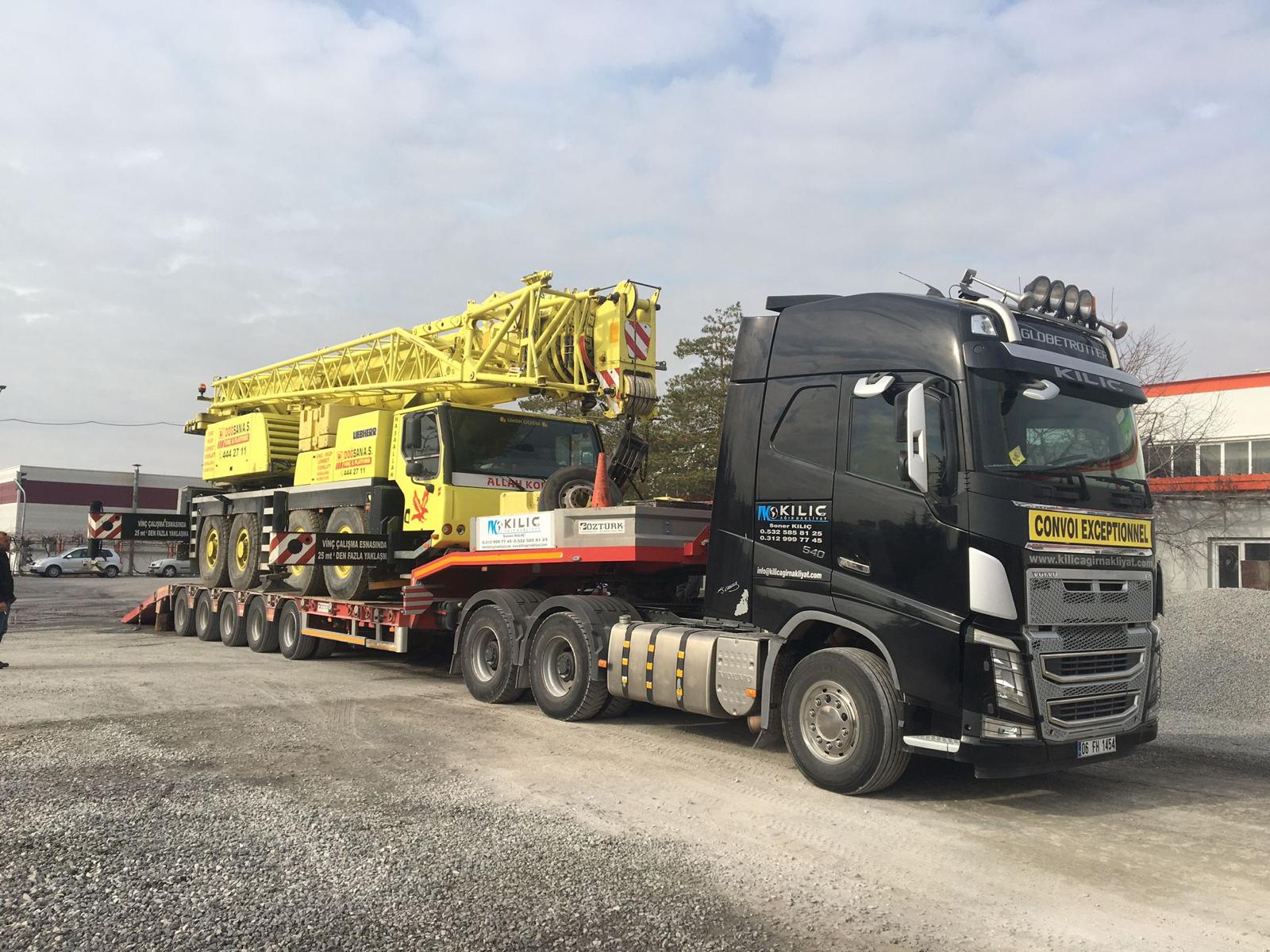 Kılıç aracı üzerinde taşınan mobil vinç